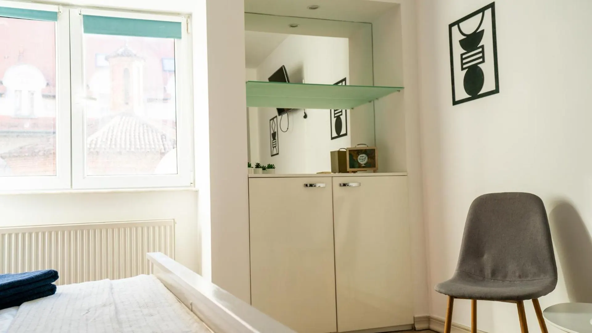 Cozy Studio Universitate Bucharest 0*,  Romania
